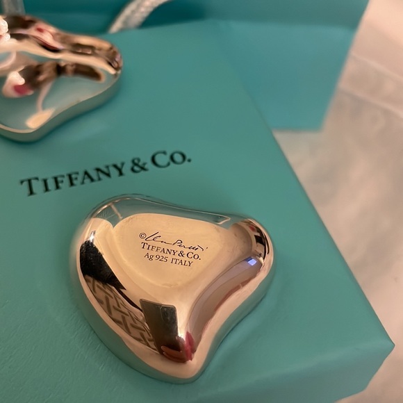 Tiffany & Co. - Picture 2 of 4
